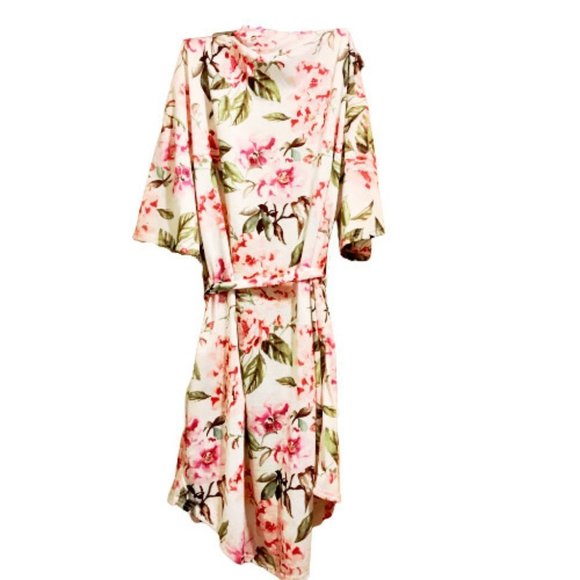 Show Me Your MuMu Garden of Blooms Brie Robe - Picture 2 of 4